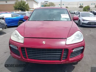 2009 Porsche Cayenne GTS z VIN WP1AD29P29LA61154, wystawiony jako IAAI lot #42024808 z przebiegiem 174 574 mil mil oraz . Historia ofert i sprzedaży dostępna na DreamBid. Obrazek 12.