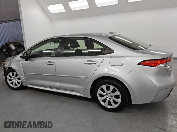 2022 Toyota Corolla LE with VIN JTDEPMAE2N3014510, listed as a Copart auction lot 50306115 with 152,990 mi miles and Clean Title. Bid and sale history available at carsss.com. Image 2.