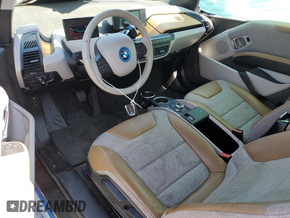 2017 BMW i3 with VIN WBY1Z8C37HV895076, listed as a Copart auction lot 60131235 with 104,753 mi miles and Salvage title. Bid and sale history available at DreamBid. Image 8.