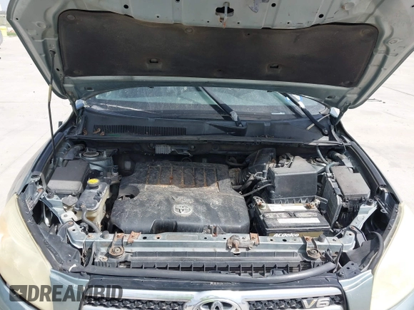 2008 Toyota RAV4 Ltd with VIN JTMBK31V586035589, listed as a IAAI auction lot 41844392 with 333,067 mi miles. Bid and sale history available at carsss.com. Image 10.
