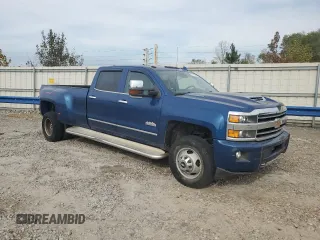 2018 Chevrolet Silverado 3500HD High Country with VIN 1GC4K1EY0JF105443, listed as a Copart auction lot 80572694 with 90,960 mi miles and Clean Title. Bid and sale history available at DreamBid. Image 4.