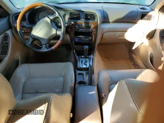 2001 Subaru Legacy Outback VDC with VIN 4S3BH896517651821, listed as a Copart auction lot 79705664 with 203,619 mi miles and Salvage title. Bid and sale history available at DreamBid. Image 8.