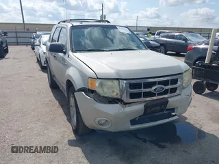 2008 Ford Escape XLT with VIN 1FMCU03188KB59916, listed as a IAAI auction lot 42412298 with 136,632 mi miles and . Bid and sale history available at DreamBid. Image 1.