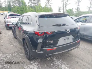 2024 Mazda CX-50 S Preferred z VIN 7MMVABBMXRN171661, wystawiony jako IAAI lot #42102155 z przebiegiem 34 759 mil mil oraz . Historia ofert i sprzedaży dostępna na DreamBid. Obrazek 3.