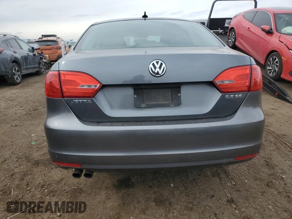 2011 Volkswagen Jetta SE z VIN 3VWDZ7AJ1BM348118, wystawiony jako Copart lot #45446685 z przebiegiem 121 414 mil mil oraz Szkoda całkowita • Salvage title. Historia ofert i sprzedaży dostępna na DreamBid. Obrazek 6.