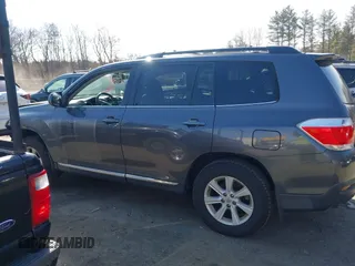2012 Toyota Highlander with VIN 5TDBK3EH7CS166357, listed as a IAAI auction lot 41928311 with 112,146 mi miles and . Bid and sale history available at DreamBid. Image 15.