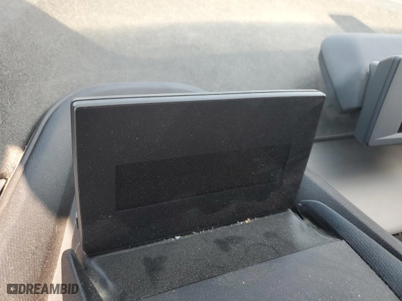 2019 BMW i3 with VIN WBY8P4C5XK7D00220, listed as a Copart auction lot 70061004 with 0 mi miles and Salvage Title. Bid and sale history available at carsss.com. Image 9.