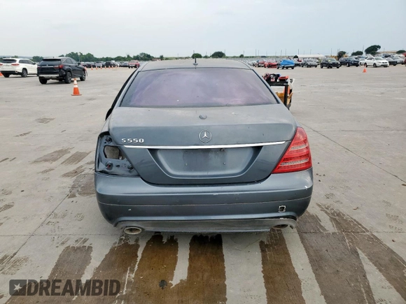 2007 Mercedes-Benz S 550 z VIN WDDNG71X57A041448, wystawiony jako Copart lot #57164375 z przebiegiem 193 585 mil mil oraz Czysty tytuł • Clean title. Historia ofert i sprzedaży dostępna na DreamBid. Obrazek 6.