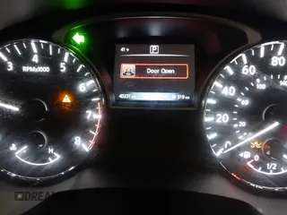 2017 Nissan Pathfinder SV with VIN 5N1DR2MN2HC658577, listed as a IAAI auction lot 41477472 with 40,231 mi miles and . Bid and sale history available at DreamBid. Image 7.