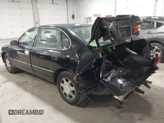 1998 Toyota Avalon XL with VIN 4T1BF18B5WU229340, listed as a IAAI auction lot 41957632 with 212,657 mi miles and . Bid and sale history available at DreamBid. Image 3.