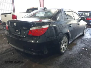 2005 BMW 5 Series 530i with VIN WBANA73545B049083, listed as a IAAI auction lot 41687711 with 206,013 mi miles. Bid and sale history available at carsss.com. Image 4.