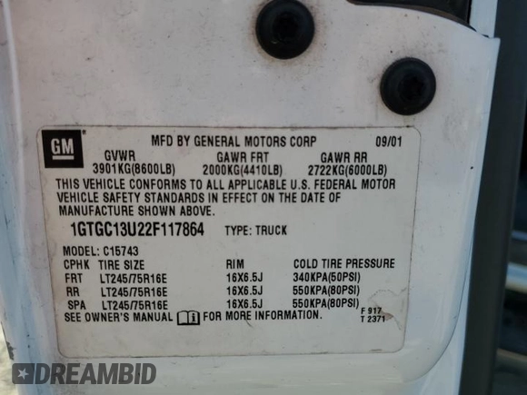 2002 GMC Sierra 1500HD SLE z VIN 1GTGC13U22F117864, wystawiony jako Copart lot #60396074 z przebiegiem Nie podano mil oraz Szkody całkowita. Historia ofert i sprzedaży dostępna na DreamBid. Obrazek 14.