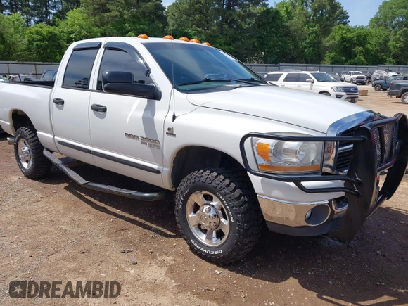 2006 Dodge Ram 2500 SLT with VIN 3D7KS28C36G230672, listed as a IAAI auction lot 41975152 with 190,500 mi miles. Bid and sale history available at carsss.com. Image 1.