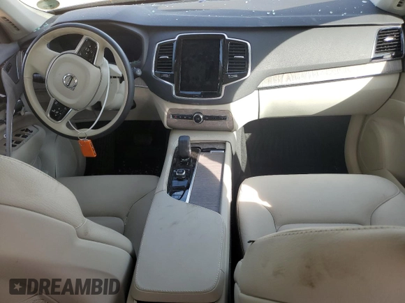 2023 Volvo XC90 Plus with VIN YV4062PN0P1907117, listed as a Copart auction lot 49658685 with 24,392 mi miles and Salvage Title. Bid and sale history available at carsss.com. Image 8.