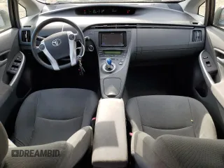 2011 Toyota Prius I z VIN JTDKN3DU7B1336072, wystawiony jako Copart lot #52896805 z przebiegiem 98 821 mil mil oraz Szkoda całkowita • Salvage title. Historia ofert i sprzedaży dostępna na DreamBid. Obrazek 8.