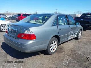 2004 Toyota Avalon XL z VIN 4T1BF28B84U389084, wystawiony jako IAAI lot #41839240 z przebiegiem 140 435 mil mil oraz . Historia ofert i sprzedaży dostępna na DreamBid. Obrazek 4.