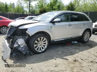 2013 Lincoln MKX z VIN 2LMDJ8JK1DBL12894, wystawiony jako Copart lot #55313715 z przebiegiem 140 225 mil mil oraz Szkoda całkowita • Salvage title. Historia ofert i sprzedaży dostępna na DreamBid. Obrazek 1.