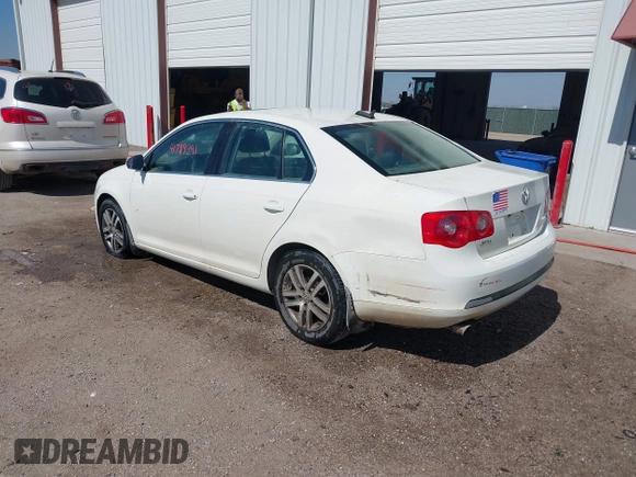 2006 Volkswagen Jetta 2.5L z VIN 3VWSF71K76M788634, wystawiony jako IAAI lot #41789391 z przebiegiem 180 683 mil mil oraz . Historia ofert i sprzedaży dostępna na DreamBid. Obrazek 3.