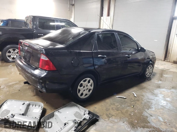 2007 Ford Focus S z VIN 1FAHP34N57W277715, wystawiony jako Copart lot #81950714 z przebiegiem 155 306 mil mil oraz Szkoda całkowita • Salvage title. Historia ofert i sprzedaży dostępna na DreamBid. Obrazek 3.