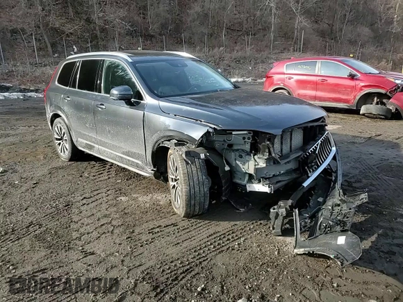 2021 Volvo XC90 Momentum with VIN YV4102PK8M1715421, listed as a Copart auction lot 46662945 with 30,737 mi miles and Salvage Title. Bid and sale history available at carsss.com. Image 12.