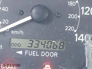 2000 Toyota Camry CE with VIN 4T1BG22K7YU633335, listed as a IAAI auction lot 41912171 with 334,068 mi miles. Bid and sale history available at carsss.com. Image 15.