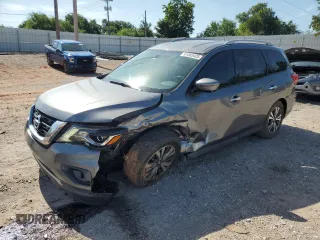 2017 Nissan Pathfinder S with VIN 5N1DR2MN2HC653864, listed as a Copart auction lot 61563425 with 105,410 mi miles and Salvage title. Bid and sale history available at DreamBid. Image 1.