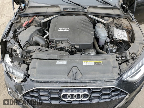 2024 Audi A4 S line Premium Plus z VIN WAUEAAF43RN005595, wystawiony jako Copart lot #60690765 z przebiegiem 27 152 mil mil oraz Szkoda całkowita • Salvage title. Historia ofert i sprzedaży dostępna na DreamBid. Obrazek 11.