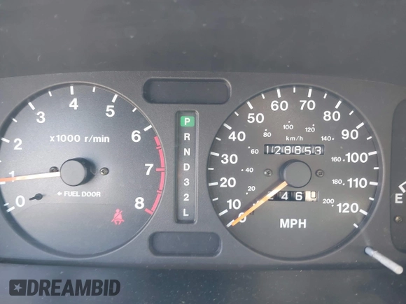 1998 Isuzu Rodeo S z VIN 4S2CK58W4W4308419, wystawiony jako IAAI lot #41711274 z przebiegiem 128 853 mil mil oraz . Historia ofert i sprzedaży dostępna na DreamBid. Obrazek 7.