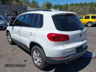 2017 Volkswagen Tiguan S with VIN WVGAV7AX7HW501935, listed as a IAAI auction lot 42138691 with 89,712 mi miles and . Bid and sale history available at DreamBid. Image 3.