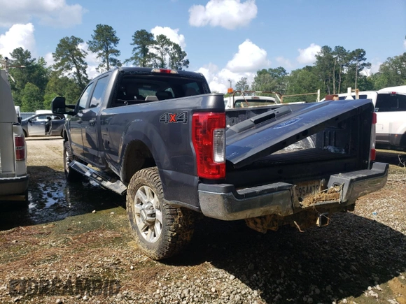 2017 Ford F-350 Platinum with VIN 1FT8W3BT4HEB75893, listed as a Copart auction lot 58152095 with 167,091 mi miles and Salvage title. Bid and sale history available at DreamBid. Image 2.
