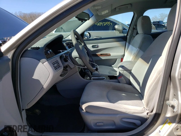 2007 Buick LaCrosse CX with VIN 2G4WC582871184814, listed as a Copart auction lot 51030615 with 174,175 mi miles and Clean title. Bid and sale history available at DreamBid. Image 7.
