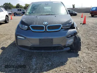 2018 BMW i3 with VIN WBY7Z4C54JVD96183, listed as a Copart auction lot 61114073 with 0 mi miles. Bid and sale history available at carsss.com. Image 5.