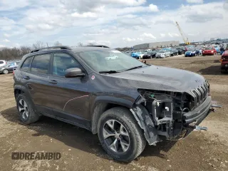 2018 Jeep Cherokee Trailhawk with VIN 1C4PJMBB0JD561309, listed as a Copart auction lot 51487065 with 105,138 mi miles and Salvage title. Bid and sale history available at DreamBid. Image 4.