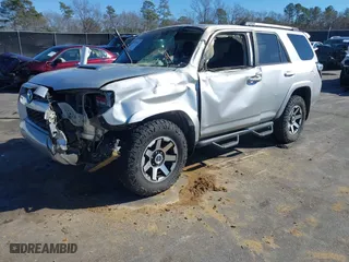 2017 Toyota 4Runner SR5 with VIN JTEBU5JR1H5437698, listed as a IAAI auction lot 41405844 with 117,667 mi miles. Bid and sale history available at carsss.com. Image 2.