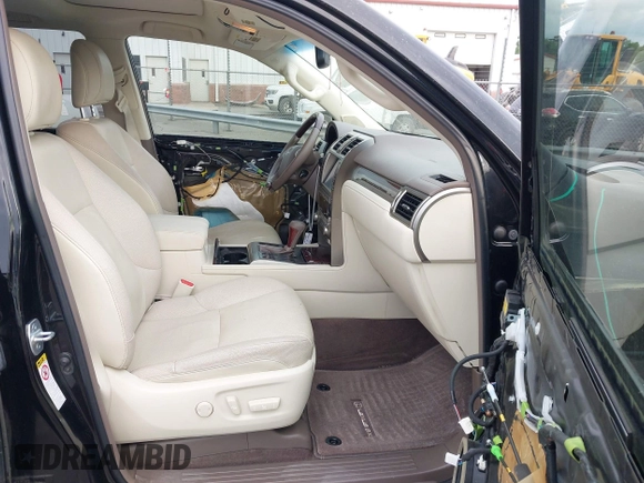 2014 Lexus GX with VIN JTJBM7FX0E5069997, listed as a IAAI auction lot 42076860 with 122,800 mi miles. Bid and sale history available at carsss.com. Image 5.