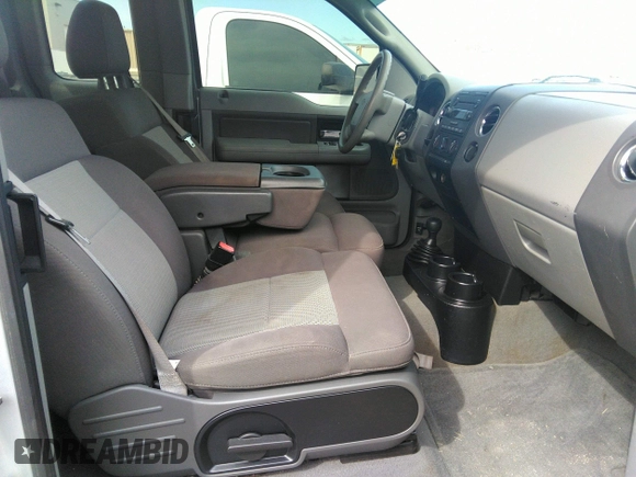 2006 Ford F-150 XLT with VIN 1FTPX14V76NB40824, listed as a IAAI auction lot 41963597 with 161,985 mi miles. Bid and sale history available at carsss.com. Image 5.