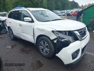 2018 Nissan Pathfinder SL z VIN 5N1DR2MM3JC609272, wystawiony jako IAAI lot #42369122 z przebiegiem 105 853 mil mil oraz . Historia ofert i sprzedaży dostępna na DreamBid. Obrazek 1.