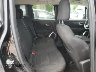 2018 Jeep Renegade Latitude with VIN ZACCJBBB2JPJ11789, listed as a Copart auction lot 61667685 with 113,311 mi miles and Salvage title. Bid and sale history available at DreamBid. Image 11.