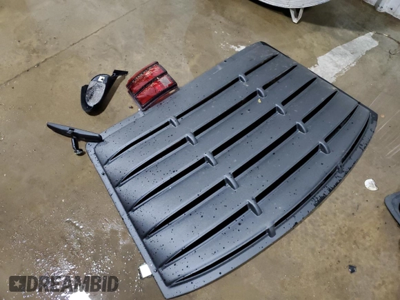 2000 Ford Mustang GT with VIN 1FAFP42X0YF257004, listed as a Copart auction lot 56424425 with 117,016 mi miles and Salvage Title. Bid and sale history available at DreamBid. Image 12.