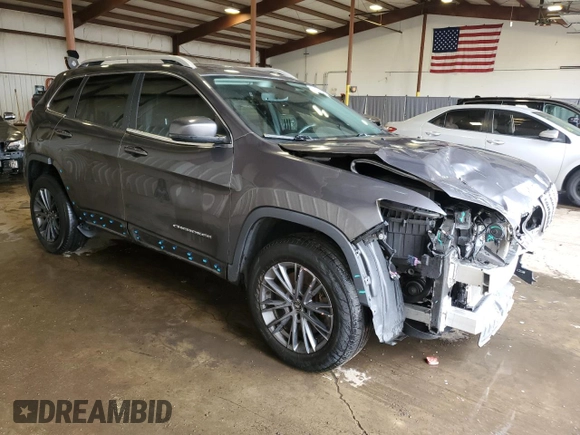 2020 Jeep Cherokee Latitude Plus with VIN 1C4PJMLB7LD516790, listed as a Copart auction lot 64396865 with 67,590 mi miles and Salvage title. Bid and sale history available at DreamBid. Image 4.