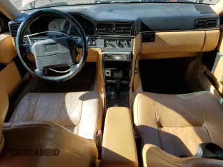 1992 Volvo 960 z VIN YV1KW9501N0009148, wystawiony jako Copart lot #46049795 z przebiegiem 274 341 mil mil oraz Szkody całkowita. Historia ofert i sprzedaży dostępna na DreamBid. Obrazek 8.