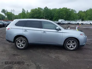 2014 Mitsubishi Outlander GT with VIN JA4JZ4AX3EZ013934, listed as a IAAI auction lot 42382774 with 66,829 mi miles and . Bid and sale history available at DreamBid. Image 13.