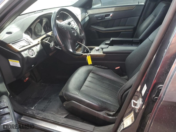 2011 Mercedes-Benz E-Class E 550 Luxury with VIN WDDHF9AB1BA348785, listed as a Copart auction lot 52629755 with 141,597 mi miles and Clean Title. Bid and sale history available at carsss.com. Image 7.