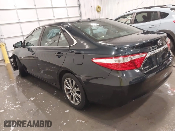 2015 Toyota Camry XLE with VIN 4T1BF1FK7FU906861, listed as a IAAI auction lot 41753920 with 92,389 mi miles and . Bid and sale history available at DreamBid. Image 3.
