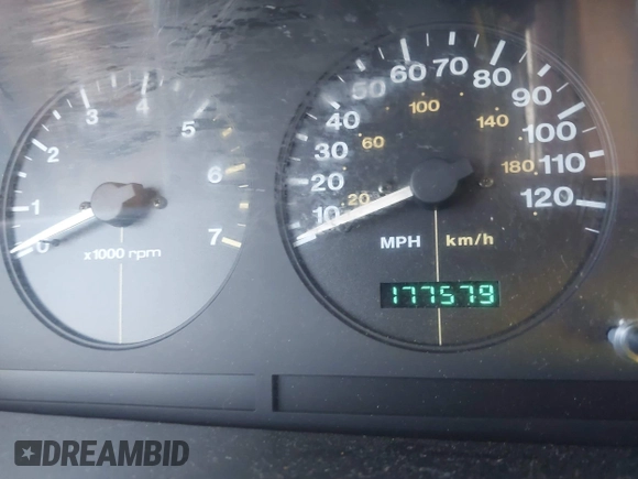 1998 Jeep Grand Cherokee with VIN 1J4FX78S2WC281501, listed as a IAAI auction lot 42140170 with 177,575 mi miles and . Bid and sale history available at DreamBid. Image 7.