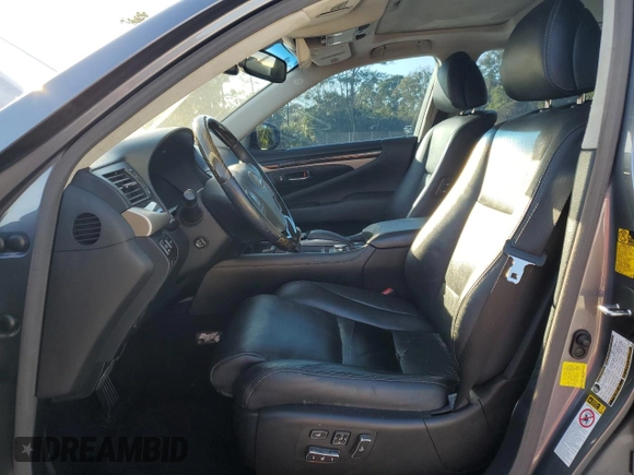 2014 Lexus LS 460 L with VIN JTHGL5EF6E5053407, listed as a Copart auction lot 86122884 with 105,023 mi miles and Salvage title. Bid and sale history available at DreamBid. Image 7.