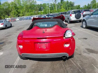2008 Pontiac Solstice z VIN 1G2MB35B58Y102189, wystawiony jako IAAI lot #42146408 z przebiegiem Nie podano mil oraz . Historia ofert i sprzedaży dostępna na DreamBid. Obrazek 16.