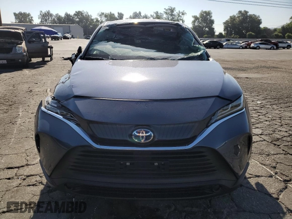 2024 Toyota Venza LE with VIN JTEAAAAH2RJ153672, listed as a Copart auction lot 63908794 with 5,414 mi miles and Salvage Title. Bid and sale history available at carsss.com. Image 5.