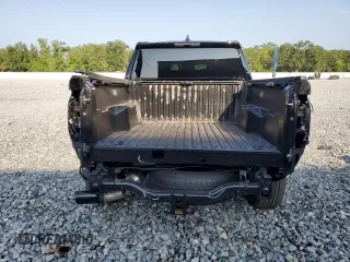 2024 Toyota Tacoma SR5 z VIN 3TYKB5FN9RT000743, wystawiony jako Copart lot #55725665 z przebiegiem 12 070 mil mil oraz Szkoda całkowita • Salvage title. Historia ofert i sprzedaży dostępna na DreamBid. Obrazek 6.