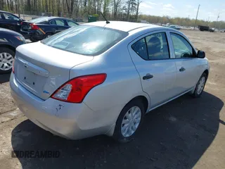 2014 Nissan Versa SV with VIN 3N1CN7AP0EL844605, listed as a IAAI auction lot 41938639 with 128,379 mi miles and . Bid and sale history available at carsss.com. Image 4.